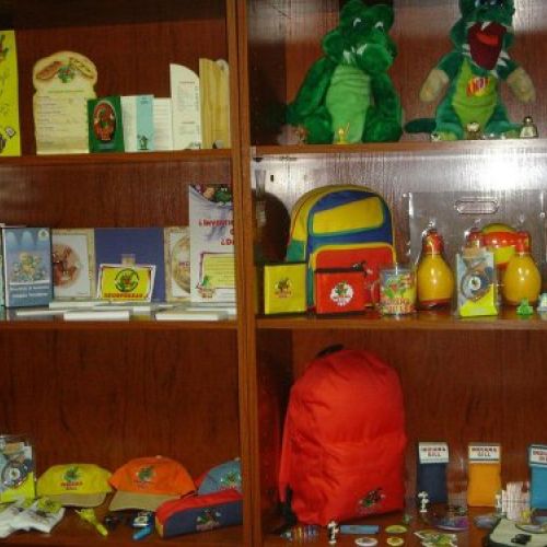 merchandise 1