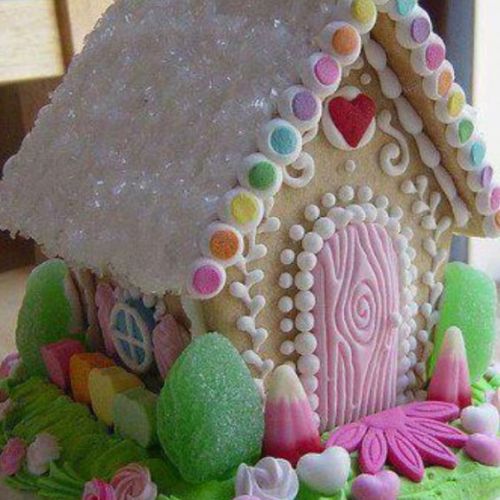 Tarta con forma de casa