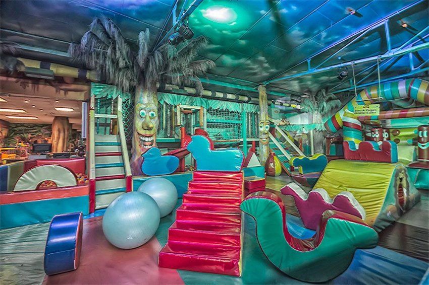 Instalaciones de juego libre